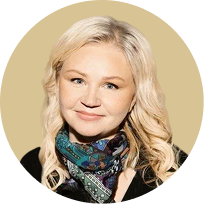 Александра Колесникова